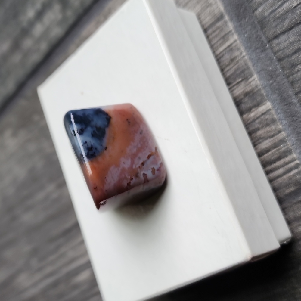 Solid Agate Ring size 7 3/4